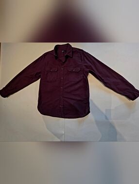 GAP Men's Burgundy Button-Down Casual Shirt